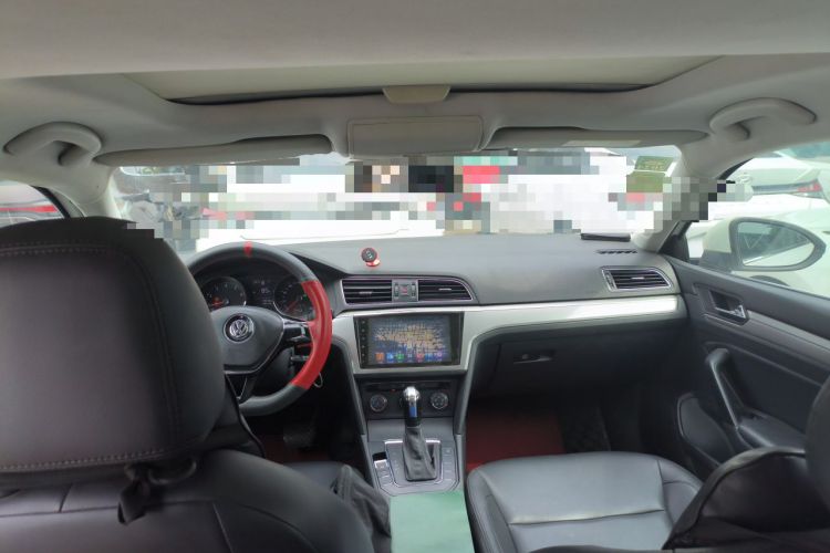 Used Volkswagen Lamando 2015 230TSI DSG Fashion Edition Headliner