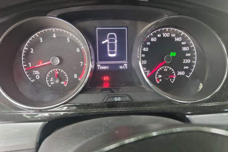 Used Volkswagen Lamando 2015 280TSI DSG Comfort Edition Instrument Cluster