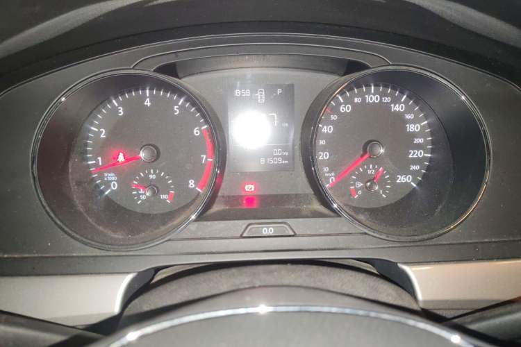 Used Volkswagen Lamando 2015 230TSI DSG Fashion Edition Instrument Cluster
