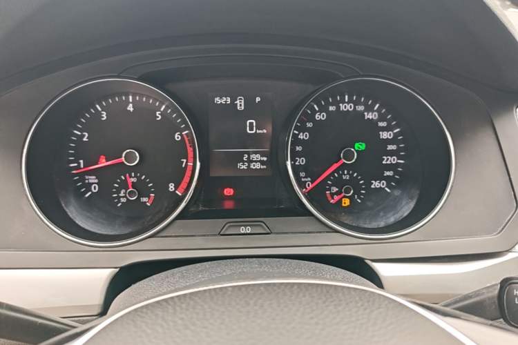 Used Volkswagen Lamando 2015 230TSI DSG Fashion Edition Instrument Cluster