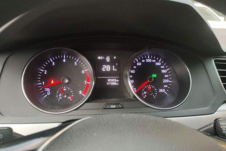 Used Volkswagen Lamando 2015 230TSI DSG Fashion Edition Instrument Cluster