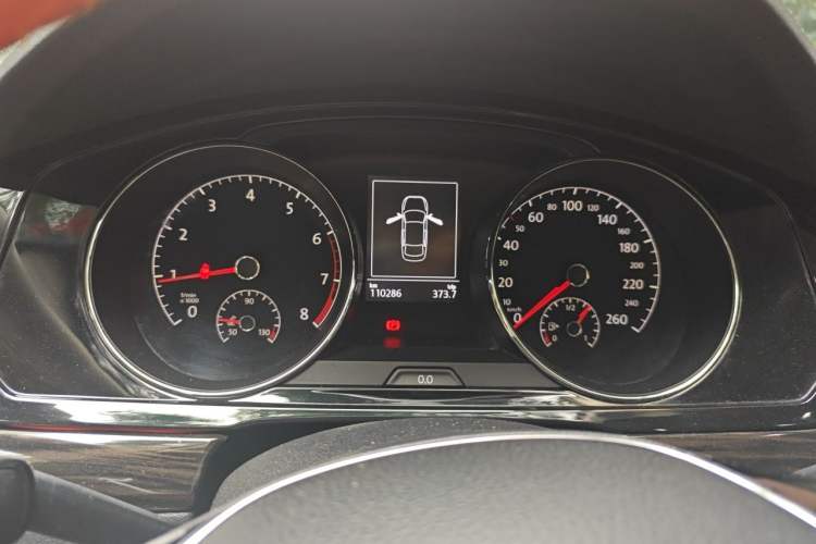 Used Volkswagen Lamando 2015 280TSI DSG Comfort Edition Instrument Cluster