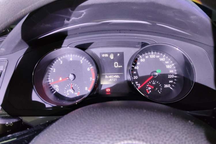 Used Volkswagen Lamando 2015 230TSI DSG Fashion Edition Instrument Cluster