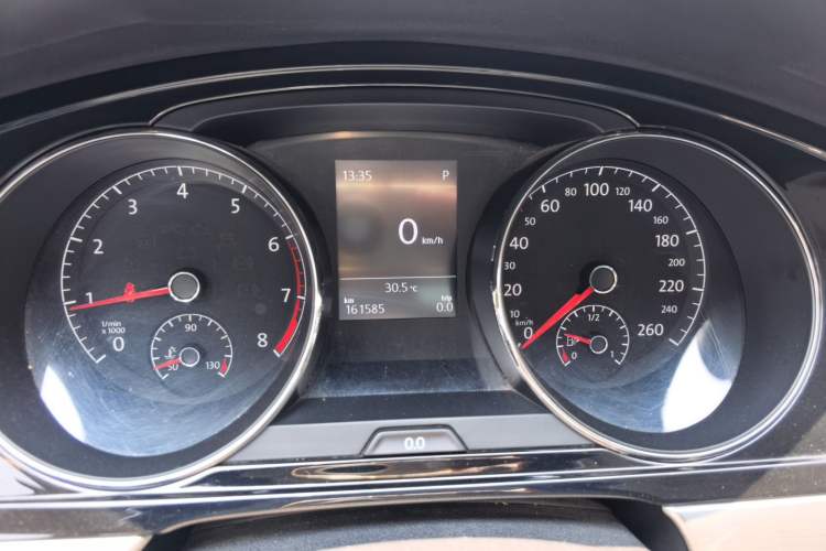 Used Volkswagen Lamando 2015 280TSI DSG Comfort Edition Instrument Cluster