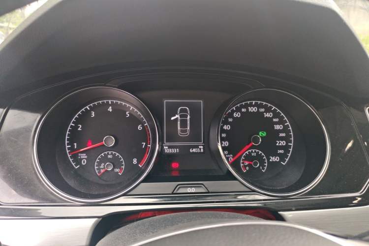Used Volkswagen Lamando 2015 280TSI DSG Comfort Edition Instrument Cluster