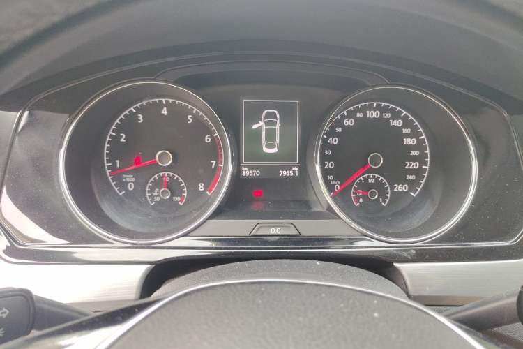 Used Volkswagen Lamando 2015 280TSI DSG Comfort Edition Instrument Cluster
