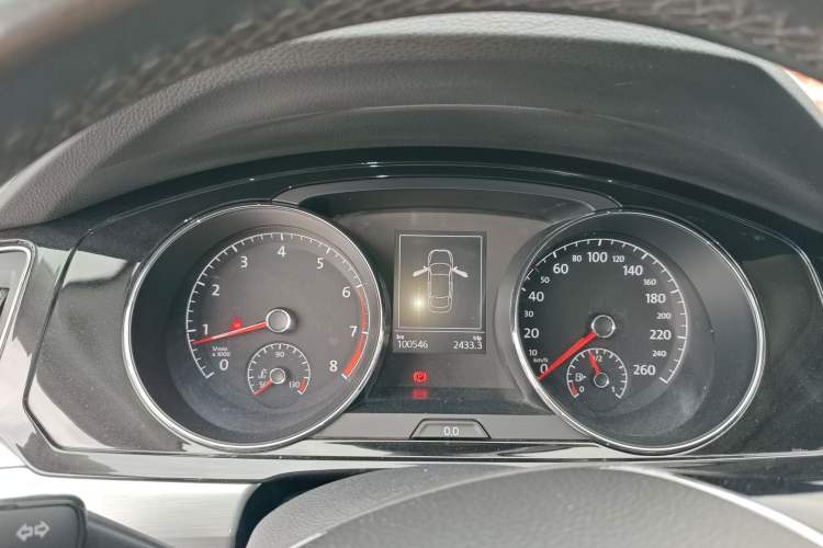 Used Volkswagen Lamando 2015 280TSI DSG Comfort Edition Instrument Cluster