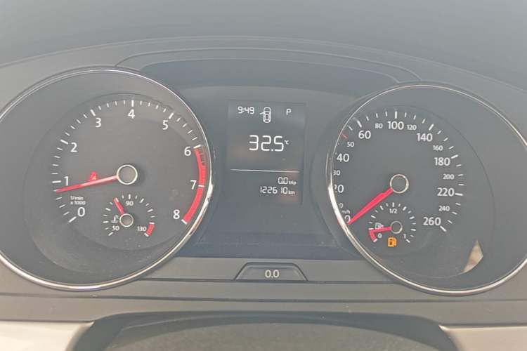 Used Volkswagen Lamando 2015 230TSI DSG Fashion Edition Instrument Cluster