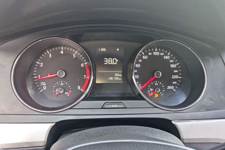Used Volkswagen Lamando 2015 230TSI DSG Fashion Edition Instrument Cluster