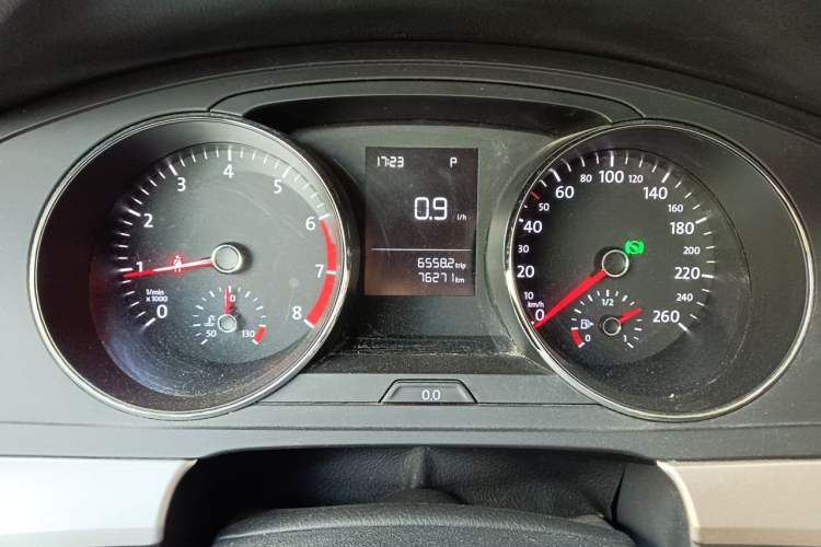 Used Volkswagen Lamando 2015 230TSI DSG Fashion Edition Instrument Cluster