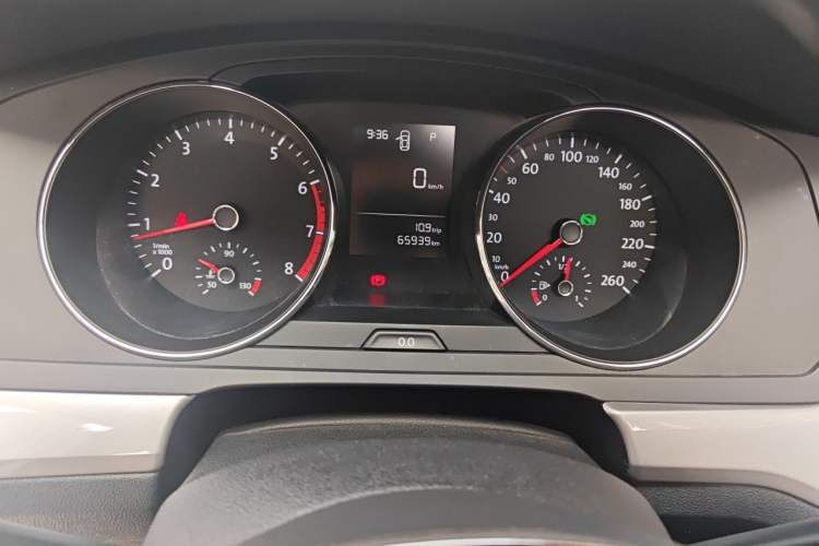 Used Volkswagen Lamando 2015 230TSI DSG Fashion Edition Instrument Cluster