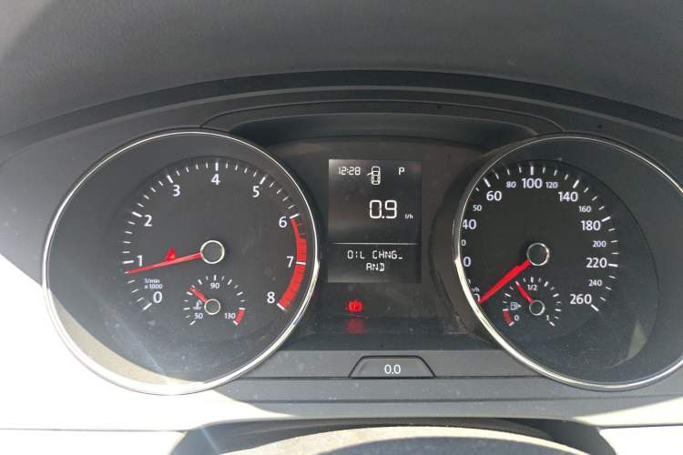 Used Volkswagen Lamando 2015 230TSI DSG Fashion Edition Instrument Cluster
