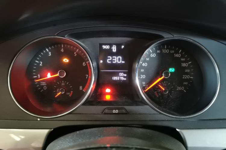 Used Volkswagen Lamando 2015 230TSI DSG Fashion Edition Instrument Cluster