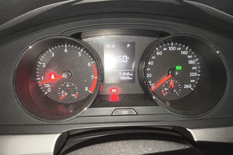 Used Volkswagen Lamando 2015 230TSI DSG Fashion Edition Instrument Cluster