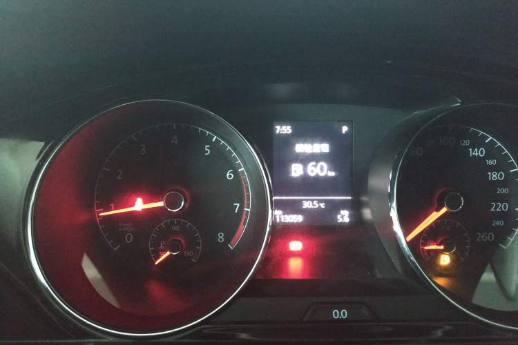 Used Volkswagen Lamando 2015 280TSI DSG Comfort Edition Instrument Cluster