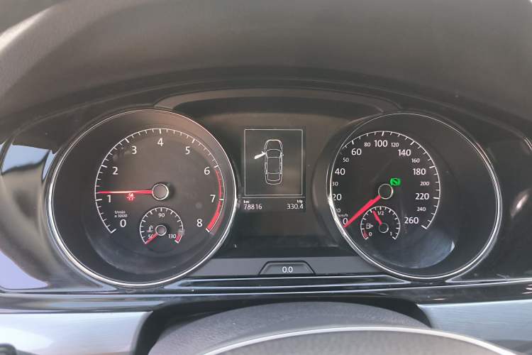 Used Volkswagen Lamando 2015 280TSI DSG Comfort Edition Instrument Cluster
