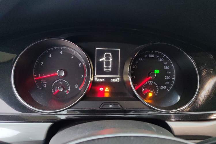 Used Volkswagen Lamando 2015 280TSI DSG Comfort Edition Instrument Cluster