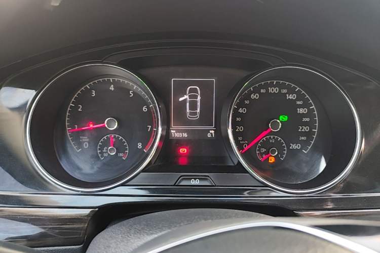 Used Volkswagen Lamando 2015 280TSI DSG Comfort Edition Instrument Cluster