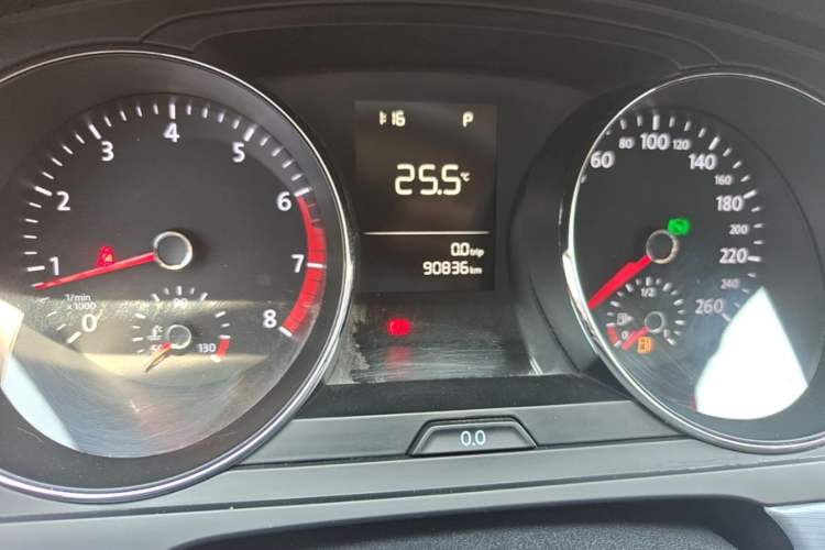Used Volkswagen Lamando 2015 230TSI DSG Fashion Edition Instrument Cluster