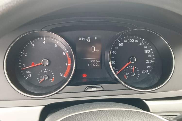 Used Volkswagen Lamando 2015 230TSI DSG Fashion Edition Instrument Cluster