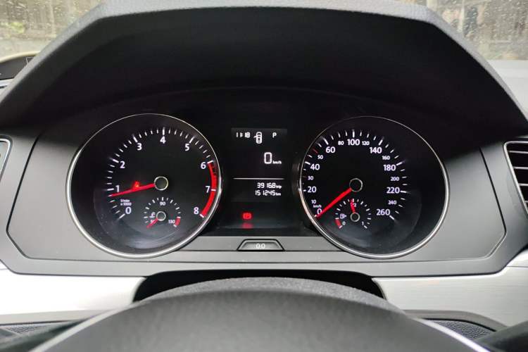 Used Volkswagen Lamando 2015 230TSI DSG Fashion Edition Instrument Cluster