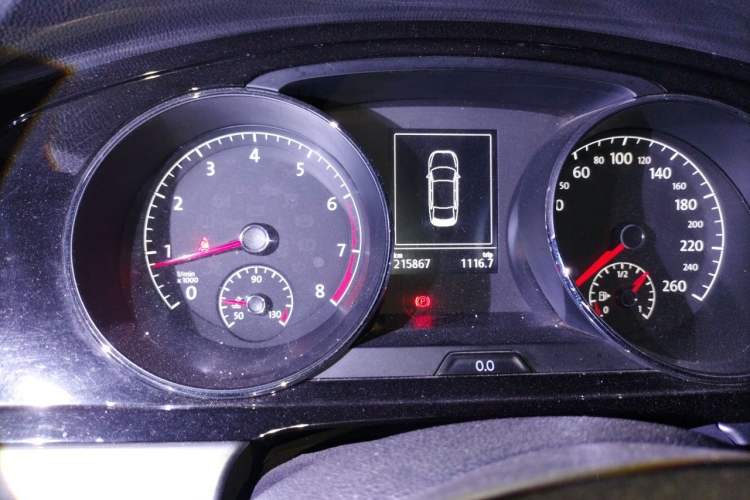 Used Volkswagen Lamando 2015 280TSI DSG Comfort Edition Instrument Cluster