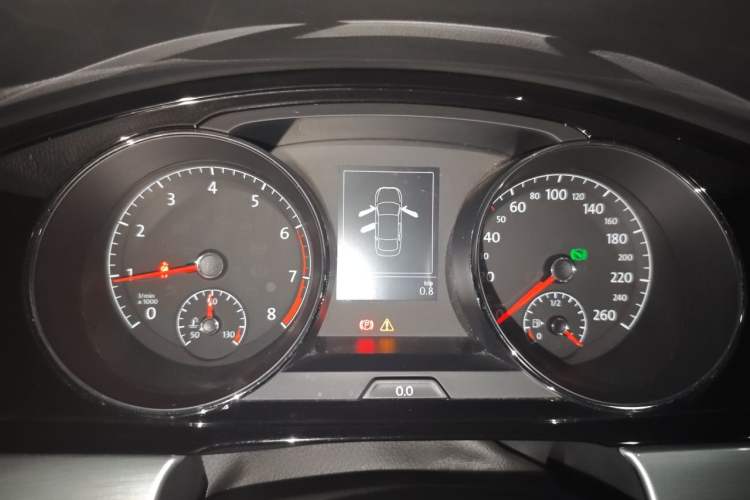 Used Volkswagen Lamando 2015 280TSI DSG Comfort Edition Instrument Cluster