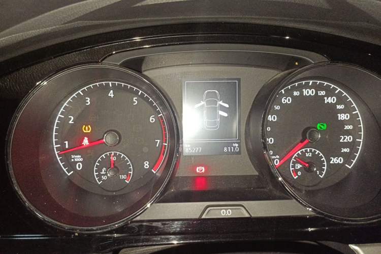Used Volkswagen Lamando 2015 280TSI DSG Comfort Edition Instrument Cluster