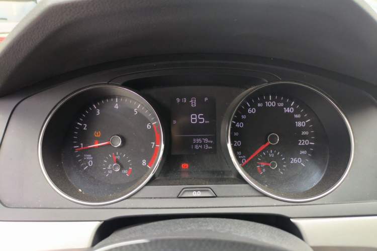 Used Volkswagen Lamando 2015 230TSI DSG Fashion Edition Instrument Cluster