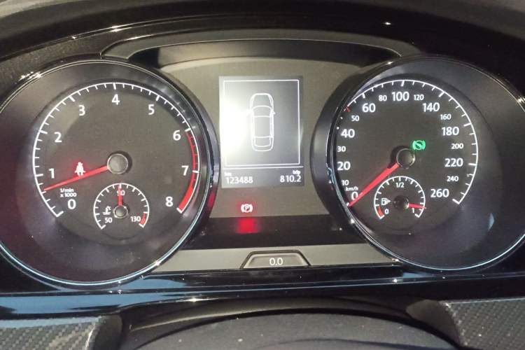 Used Volkswagen Lamando 2015 280TSI DSG Comfort Edition Instrument Cluster