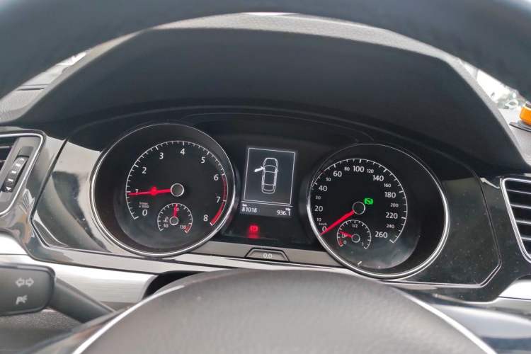 Used Volkswagen Lamando 2015 280TSI DSG Comfort Edition Instrument Cluster