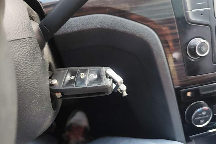 Used Volkswagen Lamando 2015 280TSI DSG Comfort Edition Interior 1