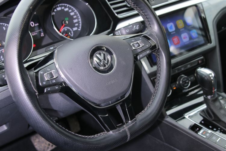 Used Volkswagen Lamando 2015 280TSI DSG Comfort Edition Interior 1