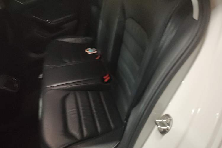 Used Volkswagen Lamando 2015 280TSI DSG Comfort Edition Interior 4