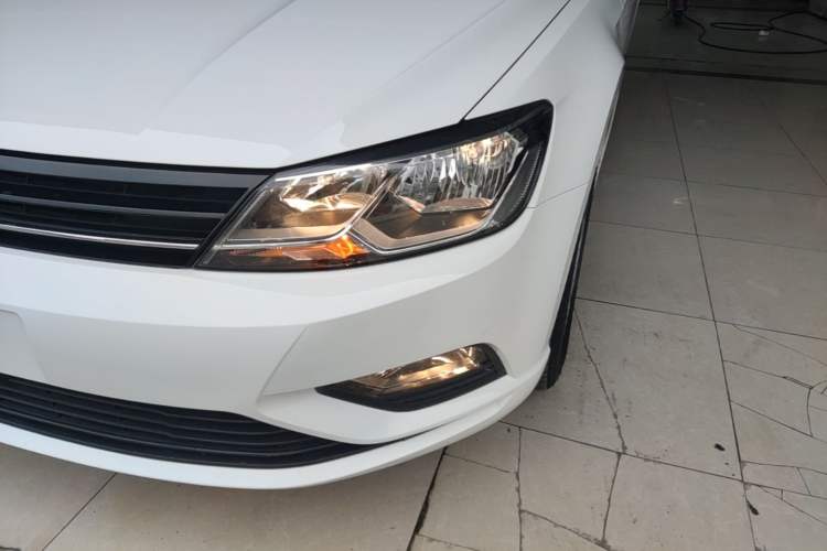Used Volkswagen Lamando 2015 230TSI DSG Fashion Edition Left Front Headlight