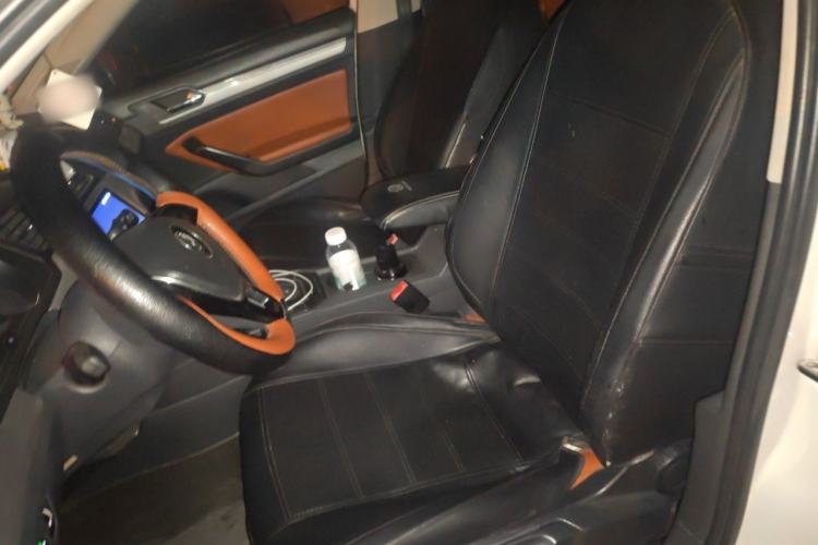 Used Volkswagen Lamando 2015 230TSI DSG Fashion Edition Left Front Seat