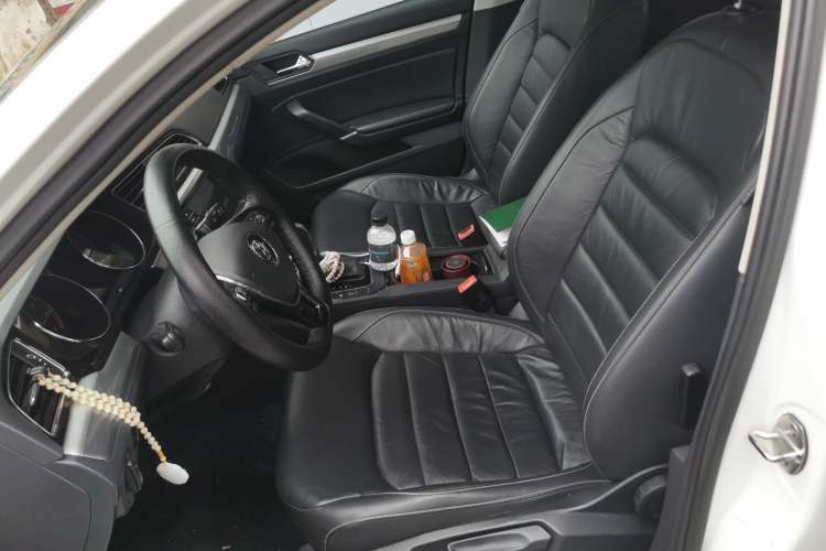 Used Volkswagen Lamando 2015 280TSI DSG Comfort Edition Left Front Seat