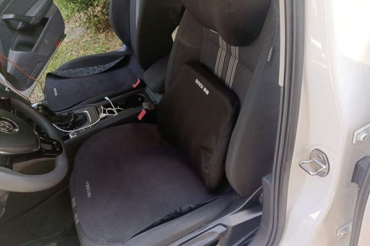 Used Volkswagen Lamando 2015 230TSI DSG Fashion Edition Left Front Seat