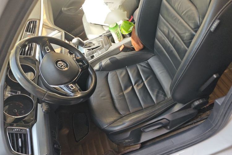 Used Volkswagen Lamando 2015 280TSI DSG Comfort Edition Left Front Seat