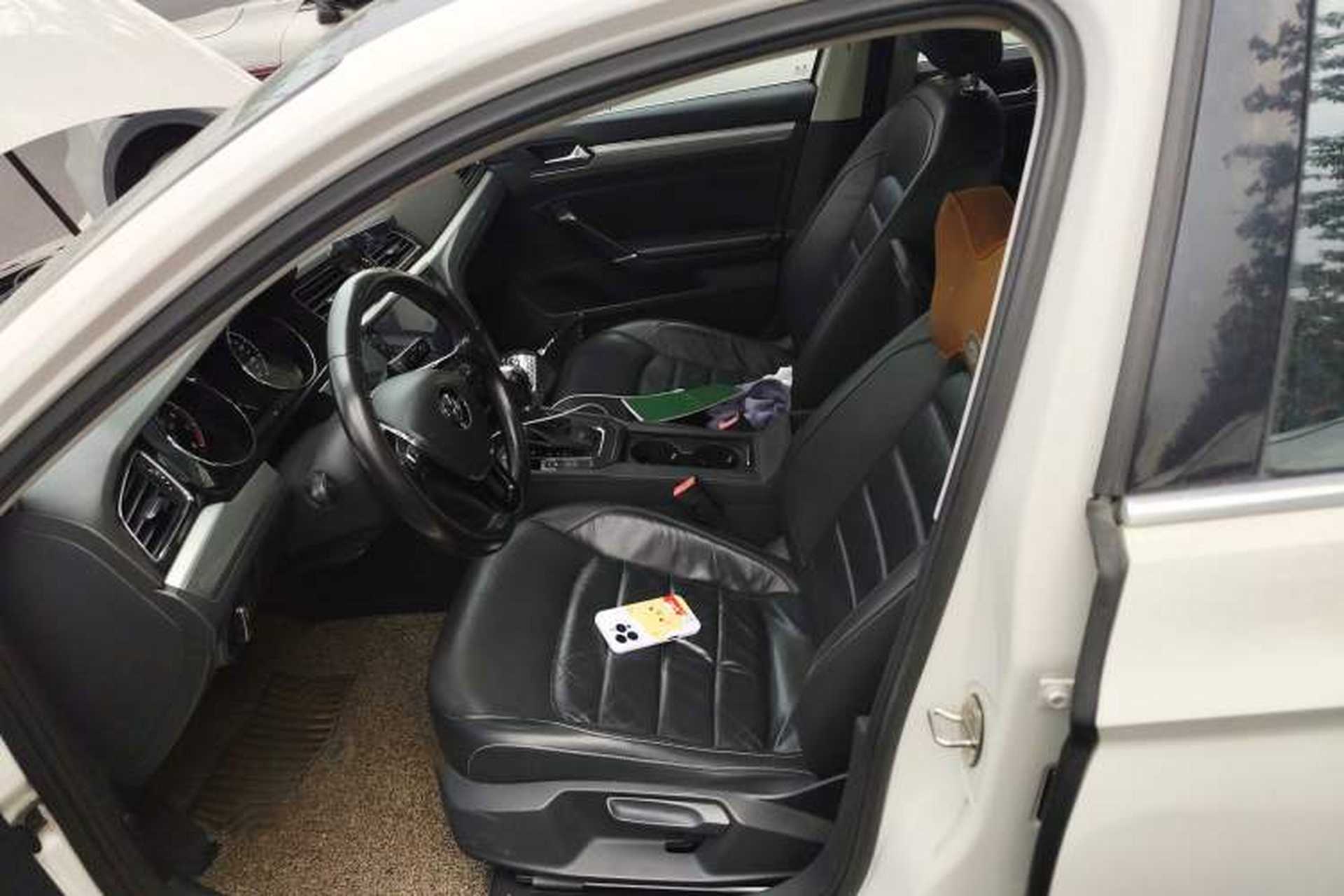Used Volkswagen Lamando 2015 280TSI DSG Comfort Edition Left Front Seat