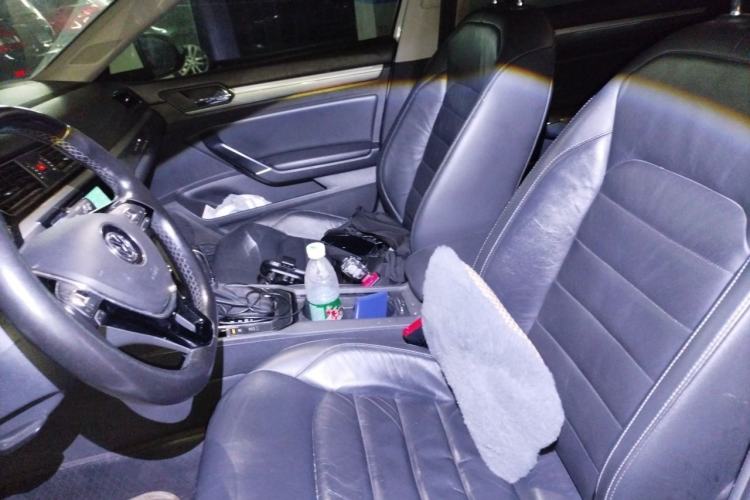 Used Volkswagen Lamando 2015 280TSI DSG Comfort Edition Left Front Seat