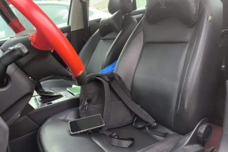 Used Volkswagen Lamando 2015 230TSI DSG Fashion Edition Left Front Seat