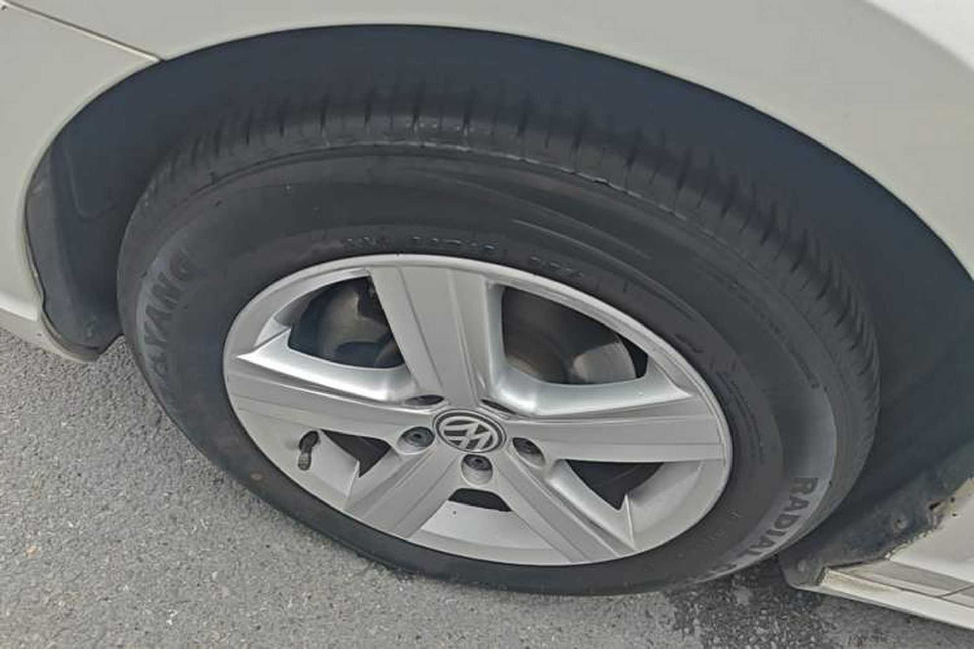 Used Volkswagen Lamando 2015 230TSI DSG Fashion Edition Left Front Wheel Hub