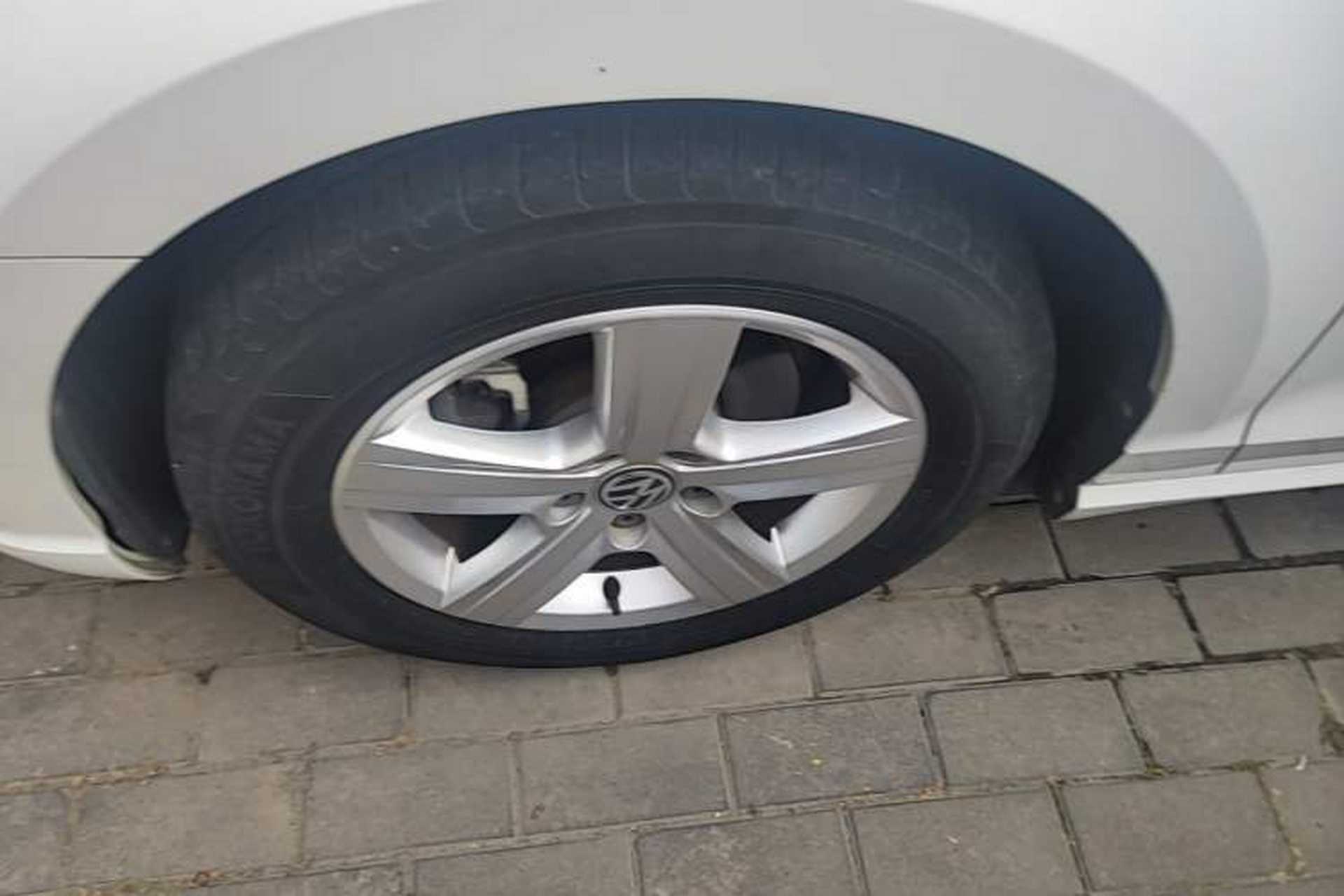 Used Volkswagen Lamando 2015 230TSI Manual Trend Edition Left Front Wheel Hub