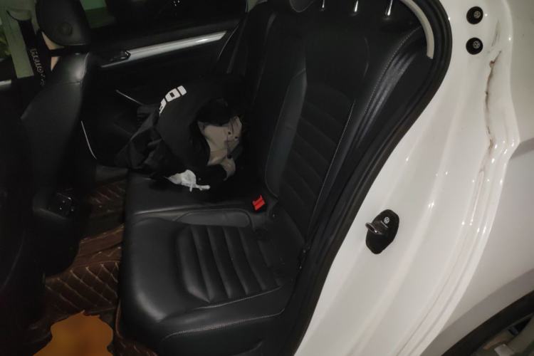 Used Volkswagen Lamando 2015 280TSI DSG Comfort Edition Left Rear Seat