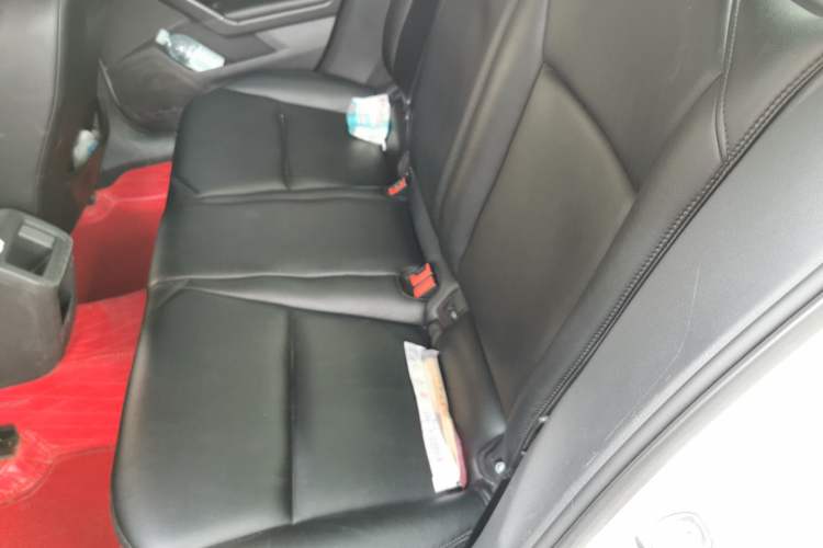 Used Volkswagen Lamando 2015 230TSI Manual Trend Edition Left Rear Seat