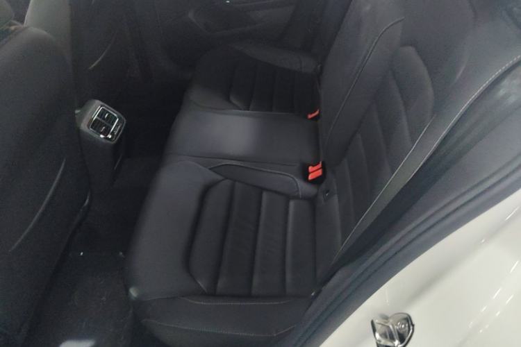 Used Volkswagen Lamando 2015 330TSI DSG Comfort Edition Left Rear Seat