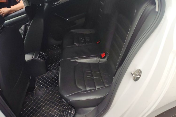 Used Volkswagen Lamando 2015 280TSI DSG Comfort Edition Left Rear Seat