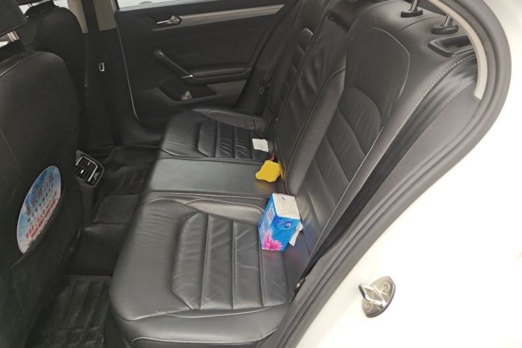 Used Volkswagen Lamando 2015 330TSI DSG Comfort Edition Left Rear Seat