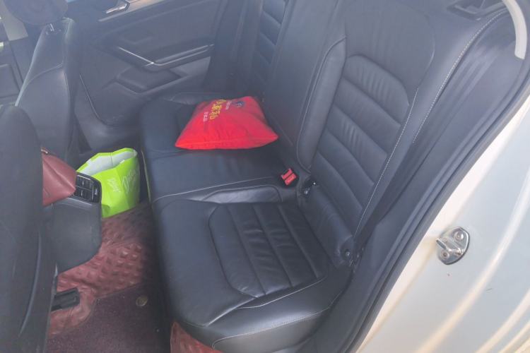 Used Volkswagen Lamando 2015 280TSI DSG Comfort Edition Left Rear Seat
